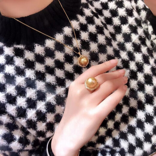 Fat Donglai's same style seawater pearl pendant 18K gold South Sea gold perfect round strong light thick gold necklace silver k gold plated set gold 14mm pendant + necklace
