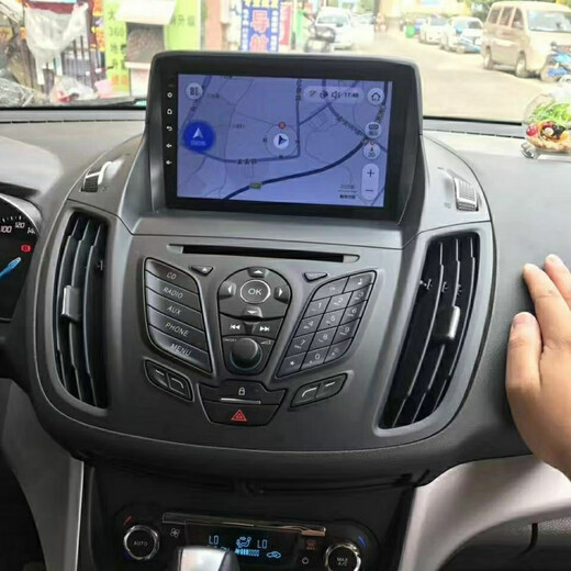 Zhuo Yonghang convient à Ford Winghu Contrôle central monté sur une voiture intelligente Android Navigation grande écran Inversion de bénédiction intégrée 2 + 32G Version WiFi Configuration standard officielle