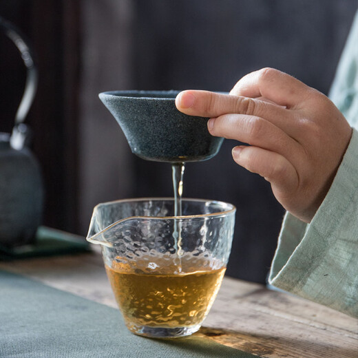 Rongjiang mineral non-porous tea strainer, tea strainer, tea set accessories, tea strainer, tea filter, tea ceremony accessories, tea brewing tools, tea residue strainer ceramic, tea separator funnel, tea strainer, large hat type, thin bottom