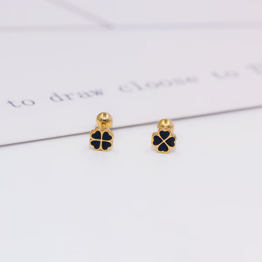 Zhimo 18k earrings screws 18K gold four-leaf clover versatile earrings Japanese and Korean small personalized titanium steel jewelry new gold screw style C-shaped heart-shaped four-leaf clover pair