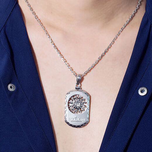 Jin Yixin platinum pendant men's PT950 platinum pendant simple rotating platinum pendant men's necklace jewelry square brand pendant platinum pendant weighs about 28.6 grams