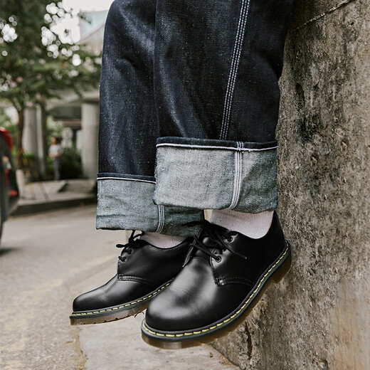玩累了的孩子 复古英伦风·英伦切尔西短款马丁靴男 泰庆油蜡 A0 黑色 黄线 黄底 38