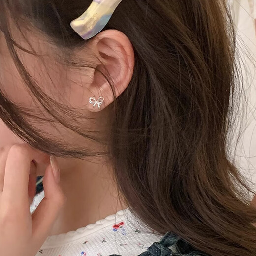 Miao Yijia Earrings Silver Needle Earrings Women's 2025 New Earrings Women's Temperament High-end Niche Ear Holization Birthday Gift Double-layer Hollow Bow Earrings Pair