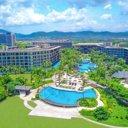 3 days and 2 nights in a garden view room at Wanda Realm Resort Haitang Bay in Sanya + buffet breakfast for two + 1 hot pot set meal (coconut chicken/fish in sour soup) March 14, 2024 - May 31, 2024 2 nights in a garden view room + breakfast + 1 hot pot set meal (coconut chicken/fish in sour soup)