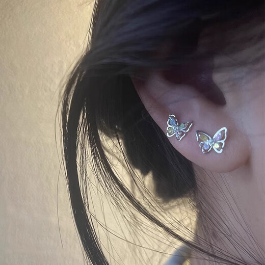 Core luxury sterling silver 999 pure silver needle butterfly earrings for women, ear bone nails, high-end earrings, exquisite and compact, non-allergenic for ear piercing, one pair + exquisite gift box