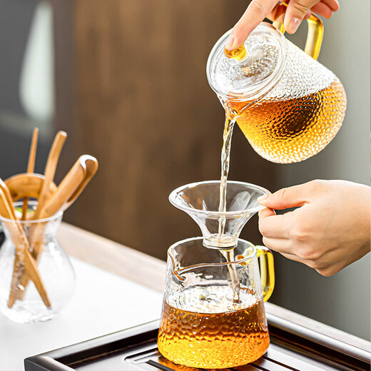 Porcelain brand tea set, hammered glass tea set, simple Japanese style high temperature resistant kung fu tea cup, office teapot, tea tray small set, hammered elegant 7-piece set + round melamine plate, 8 pieces