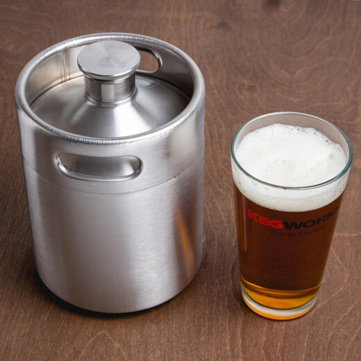 2 liters stainless steel beer barrel, craft brewing kettle, home brewing beer and liquor kettle 4Jin Jin is equal to 0.5kg, threaded lid, portable, pressure-resistant and super-sealed 4L