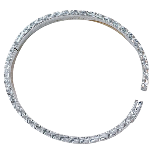 Beijing Gold Trading Center Co., Ltd. Platinum Oval Open Bracelet Glossy Crushed Ice Clover Bracelet About 20g