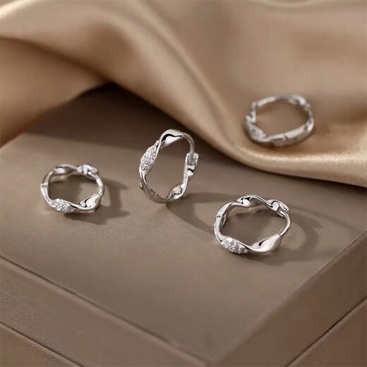 Xinshe S999 Silver Mobius Earrings for Women 2025 New Light Luxury Earrings Simple High-end Earrings Earrings Gift Pair + Gift Box Packing