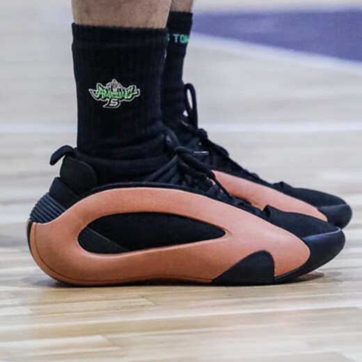 Adidas Basketball Shoes Мужская обувь, практическая тренировка Harden Harden, устойчивая к износостойкому спорту и повседневные кроссовки, IE2694/черный апельсин/хардден 8-го поколения 42 (260 мм)