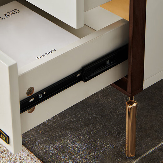 全友家居(品牌补贴) 现代轻奢风床头柜水曲柳木装饰框金属脚床头柜