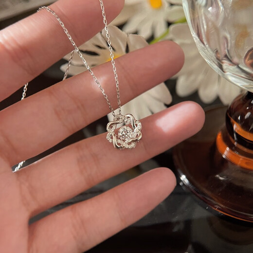 MZMZ Platinum Necklace PT950 Platinum Eight-Pointed Star for Women as a Valentine's Day Birthday Gift for Girlfriend and Wife Eight-Pointed Star Necklace - Light Luxury