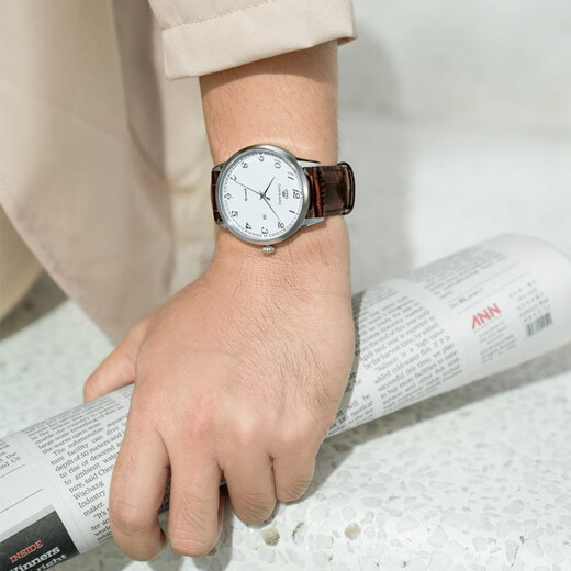 Tian Wang Watch Herren Mode Quarz Paar Watch Women's Belt National Watch Water of Watch Watch Valentinstag Geschenk 3886 Weißer Teller Brown Belt Herren Uhren + Temperiertes Film