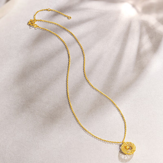 Saturday Fortune Dream Network gold necklace women's gold pendant birthday gift price A0612710 about 3.82g 40+5cm