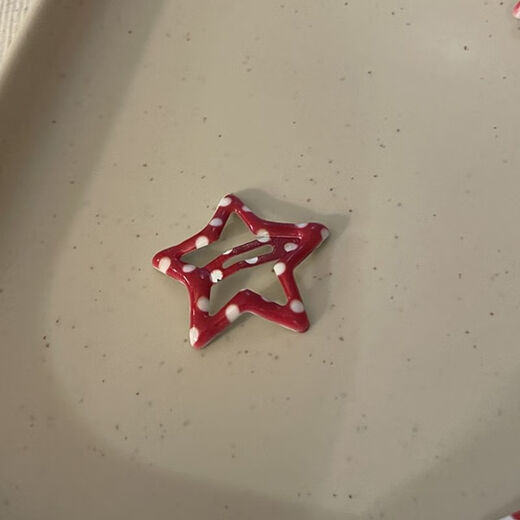 Ziggy Rabbit Strawberry Frappuccino Dopamine Star Hair Clip Women's Plaid Cute Side Bangs Broken Hair Clip Headdress White Background Red Plaid Plus Black 3 Pieces