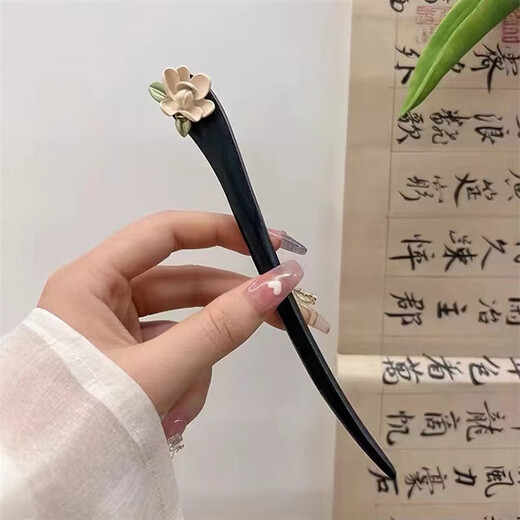 Wanbao Hairpin New Chinese Style Ancient Style Wooden Imitation Pearl Step Swinging Hairpin High-end Daily Hanfu Hairpin Headwear Green Peacock Dance