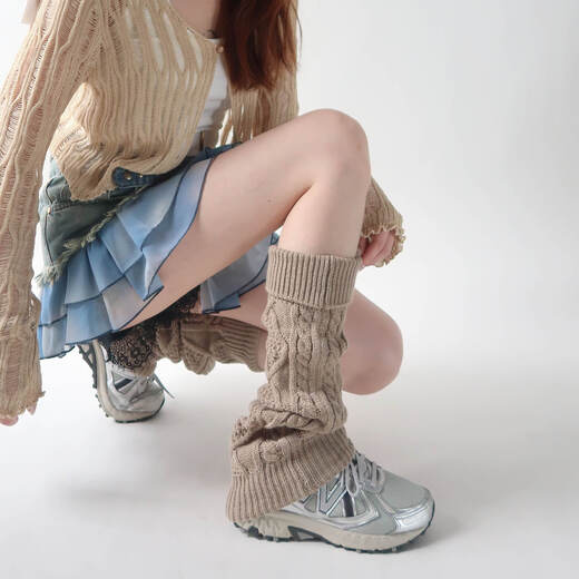 Qipao Japanese jk twist knitted cuffed socks Korean style black leg covers autumn and winter women's over-the-knee socks A39 coffee color 1 pair one size