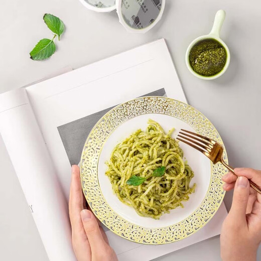 Taoyanger fruit plate plastic plate bread cake plate dinner plate disposable plate dessert plate round plate home picnic Phnom Penh white jade plate (small size / 20 pieces)