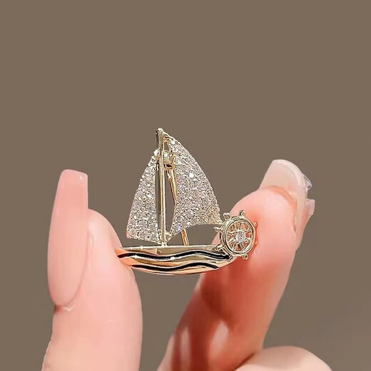 Proud Deer Small Sailing Brooch, High-end Men and Women Temperament Badge, Smooth Sailing Pin, Anti-leak Buckle, Suit Corsage Accessories, Riding the Wind and Waves, Sailing Brooch, Gift Box