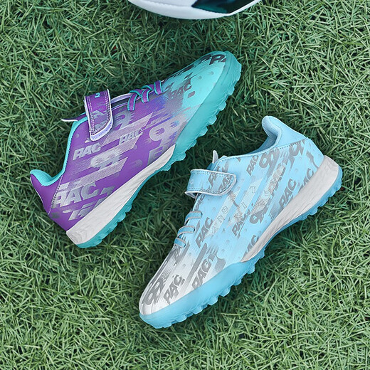 FEELACES儿童足球鞋碎钉男女专用猎鹰梅西学生训练鞋儿童tf人造草地球鞋 6195鸳鸯月绿碎钉 32【球袜+球包+护板】