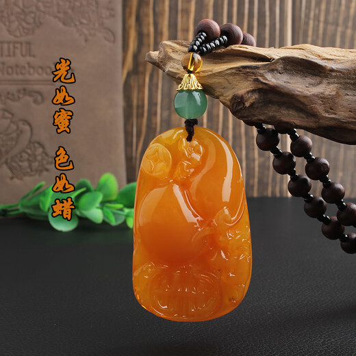 PURE GIRL Retro old beeswax pendant necklace Ping An buckle second generation synthetic beeswax gourd long sweater chain ethnic style Ping An buckle wooden bead chain