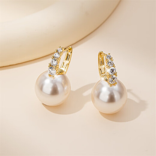 Qlady temperament earrings for women 2025 new high-end imitation pearl earrings niche light luxury birthday gift