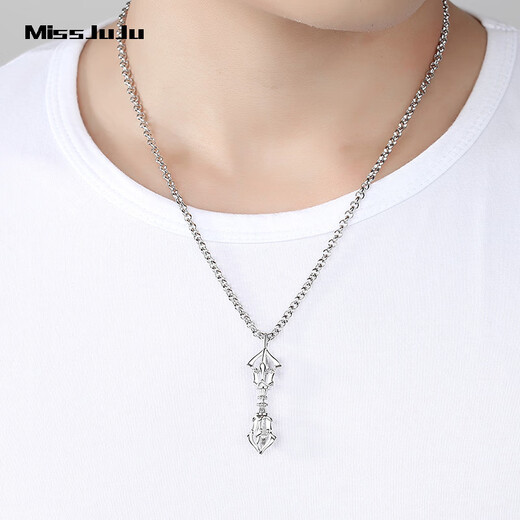 Miss JuJu pt950 platinum pendant, domineering vajra men's platinum pendant, can be separated into two ways to wear, personalized pendant, weighs 12-13g + comes with black leather rope