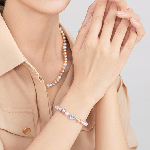 Lukfook Jewelry Freshwater Pearl Bracelet Ag925 Flower Shape Buckle Symphony Pearl Bracelet Birthday Gift for Women Total Weight Approximately 10.68 Grams