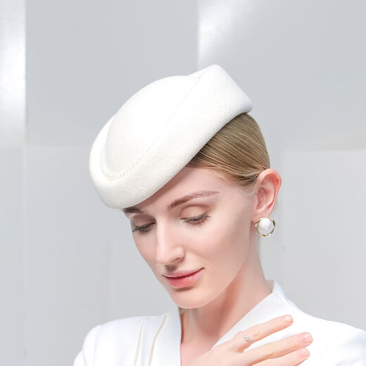 EE 2022 autumn and winter new British retro hat simple and versatile travel beret for women white adjustable