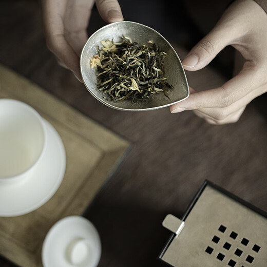 Cao Mu Temple pure tin handmade small tea set with hammer pattern retro tea lotus tea appreciation device tea pouring device tea ceremony tea needle tea spoon tea dial egg shaped tea set