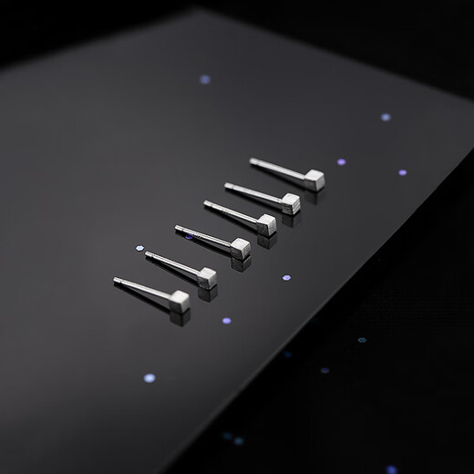Warme Farben S925 Silver Needle Earrings for Women Brushed Three-dimensional Cubes Simple Sleeping No Need to Pick Up Ear Holes Personalized Men's and Women's Earrings A Pair of Square Earrings