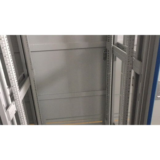 ND6833 server cabinet Golden Shield 32U server cabinet 16 meters high floor-standing cabinet 6832 cabinet 6832