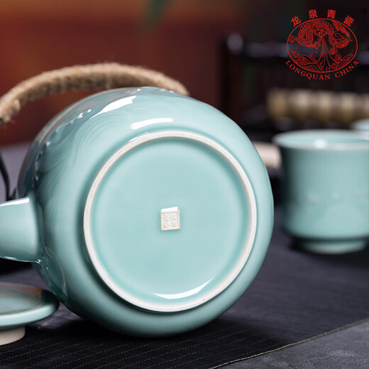 Longquan celadon large-capacity teapot teacup household one pot six-cup ceramic Kung Fu tea set gift box Diyao Tianqing including gift box