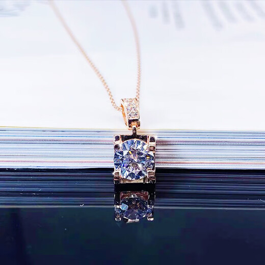 Fat Donglai same style 18K gold diamond pendant rose gold bull head necklace for women light luxury 1 carat single pendant x D-E/extreme white x 1 carat LC/flawless under the mirror