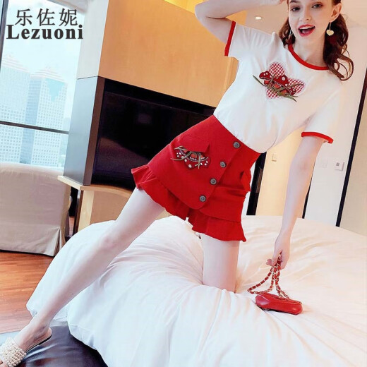 LeZoni Dress Set Women's 2020 Summer New Short-Sleeved T-shirt Waist Skirt Fashion Casual Two-piece Set Red M