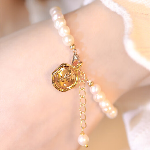 Chiba Jewelry 18K Gold Diamond Pendant Rose Flower Circle Pendant Fashion Versatile Accessories Birthday Gift for Women