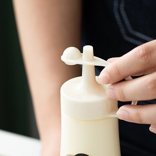 Home KATEI STORY Japan imported food grade squeeze bottle honey bottle salad dressing squeeze bottle oyster sauce bottle sauce bottle condiment bottle white with lid 360ml