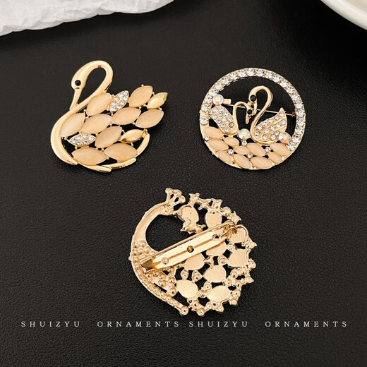 QUAMER brooch, high-end female corsage design, niche badge, women's fixed clothing pin, autumn and winter 1# Linghua