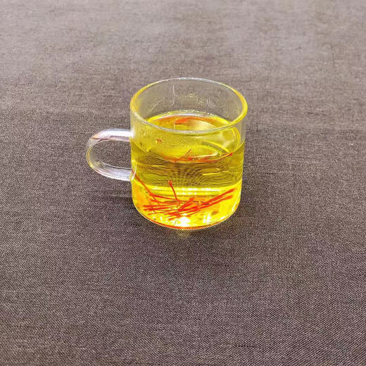 Special grade saffron creative cork glass bottle Zangxi saffron tea Chinese medicinal materials soaked in water to drink men and women health nourishing. Special grade saffron creative cork glass bottle 1 grams x1
