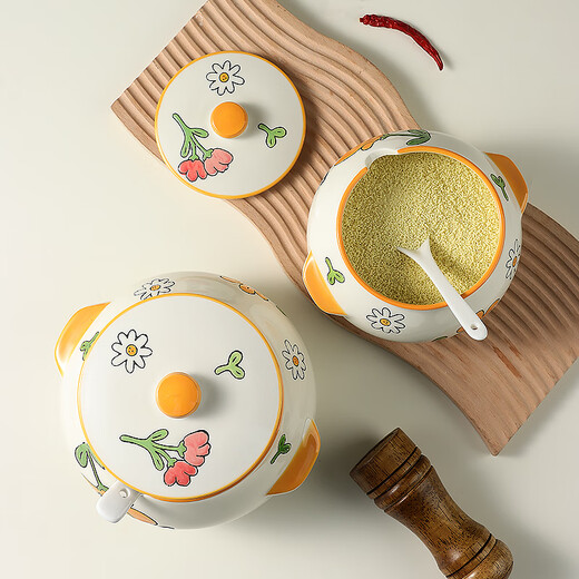 Baijie high temperature resistant ceramic lard jar seasoning jar can be filled with hot oil. 1.5l can hold approximately 2.5Jin. Jin is equal to 0.5kg of lard.