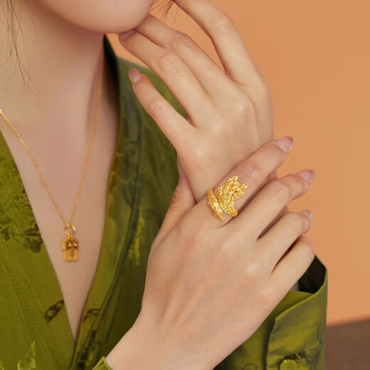 Chow Sang Sang Rui Feng gold ring, Sang Sang Youxi solid gold wedding ring, open ring, wedding ring, three gold pieces, 94543R, priced at 12.0 grams (including labor cost of NT$400)