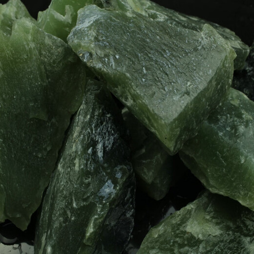 Ancient Ranxiu jade wool material 180 jade raw stone seed material bare stone scraps can be carved ornaments pendant five Jin Jin equal to 0.5 kilograms