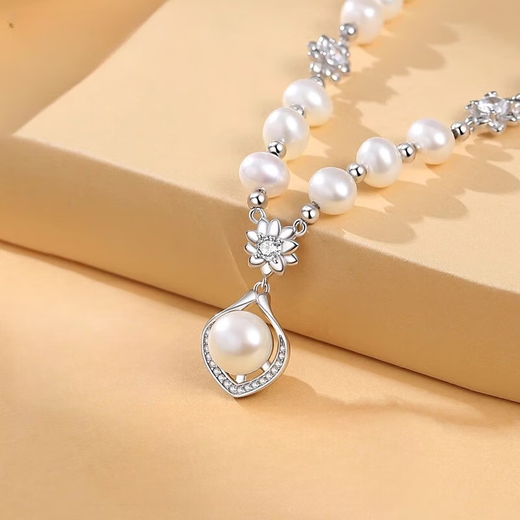 Chi Xing Pearl Necklace Women's 2024 New Light Luxury Niche High-Quality Silver Clavicle Necklace Accessories Angel Heart Pearl Necklace