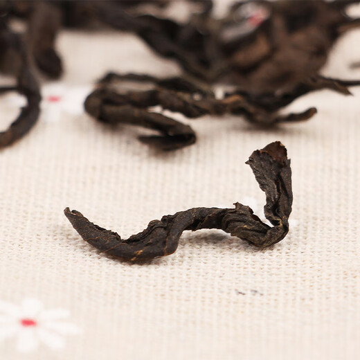 Prince He 2025 new tea authentic Hunan Zhangjiajie Qingqianliu stable sugar tea Qingqianliu ancient tree without young leaves health-preserving magic two bags total 500g