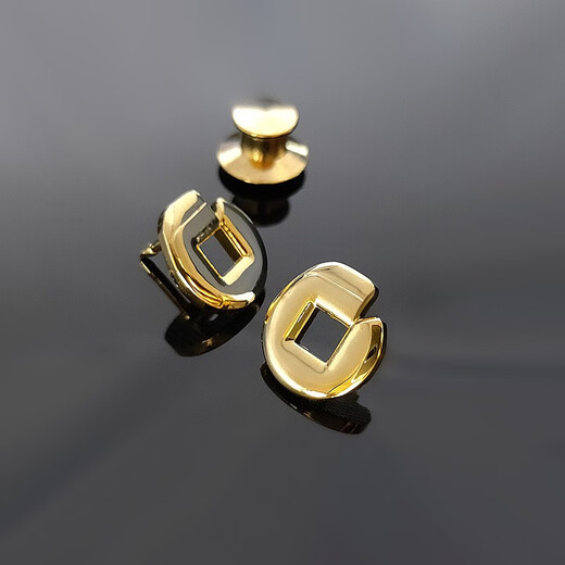 Taiwan Art China Construction Bank emblem, company emblem, CCB brooch, bank badge, badge, CCB suit collar pin, custom-made CCB (real gold-plated card deduction)