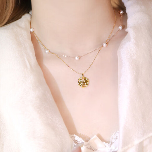 Chiba Jewelry 18K Gold Diamond Pendant Rose Flower Circle Pendant Fashion Versatile Accessories Birthday Gift for Women