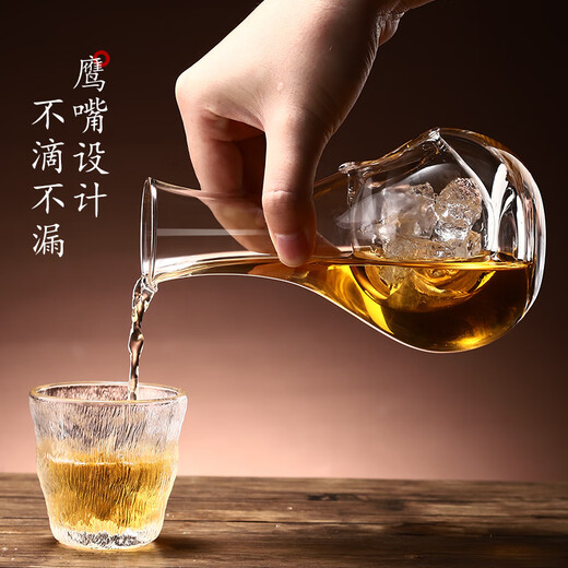 Montrachet Japanese handmade ice wine jug household ice wine container lead-free glass decanter cold wine jug sake jug warm wine dispenser medium ice wine jug (white heart)