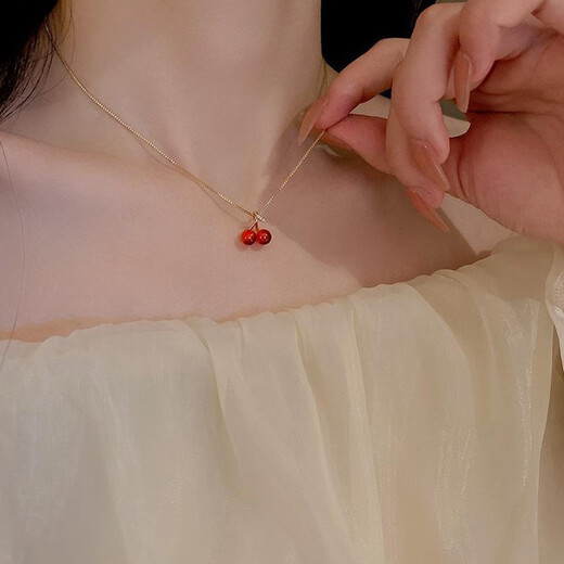 Jiuvia cherry necklace women's suit garnet color pendant light luxury niche design high-end clavicle chain temperament exquisite neck necklace birthday gift for wife and girlfriend JYXL098#cherry necklace gold