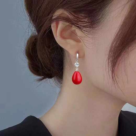 Yan Chang S925 earrings rhinestone agate earrings women's pearl earrings hypoallergenic Korean style personality temperament new silver jewelry glossy earrings single diamond white water drop 10*14