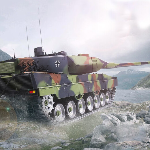 Henglong German Leopard Tank Remote Control Car Remote Control Tank Vehicle Military Battle Model Parent-child Remote Control Car Charging Toy Upgrade Edition (full car plastic + steel wave) 7000mAh battery (can be played for about 120 minutes)